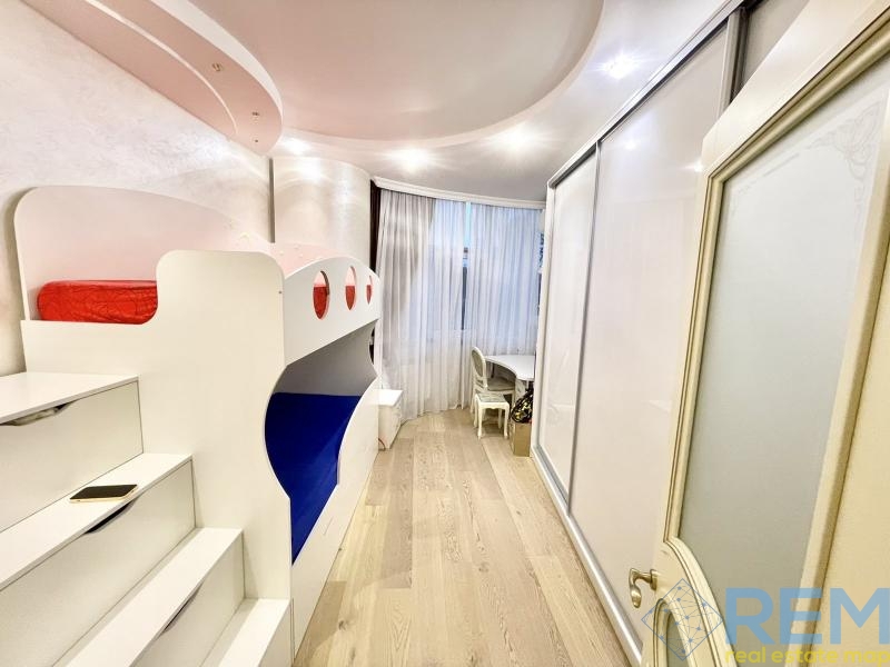 продажа двухкомнатной квартиры номер A-174391 в Приморском районе, фото номер 8